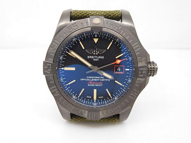 Replica Breitling Avenger Blackbird Titanium Watch Reviews